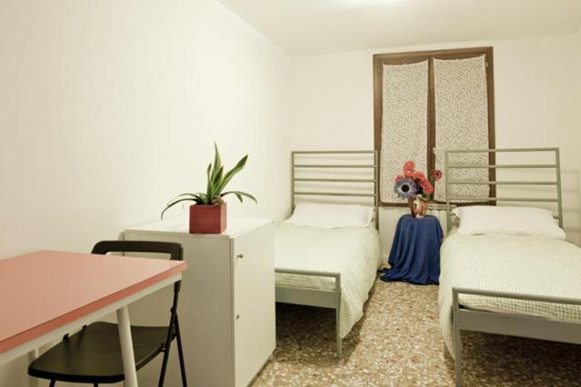 Youth Venice Hostelers Home Екстер'єр фото